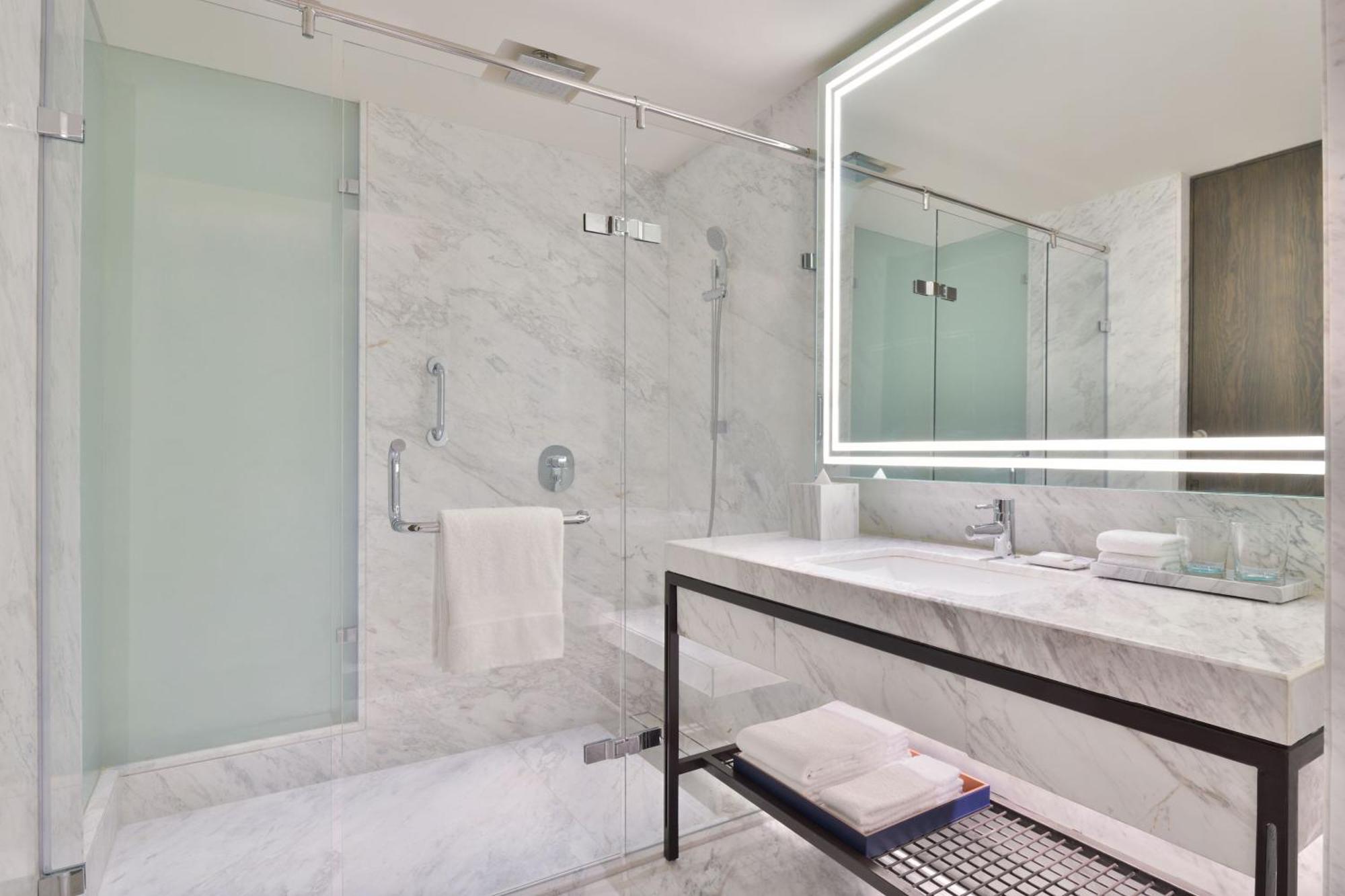 Le Meridien 5*