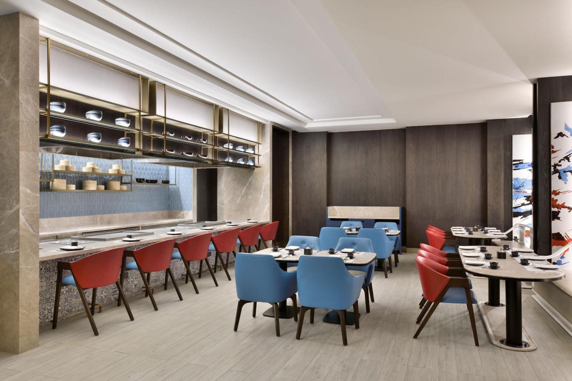 Le Meridien Hotel